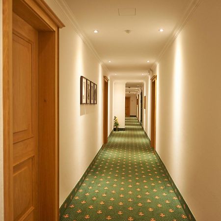 Hotel Waidmannsheil Флахау Екстер'єр фото