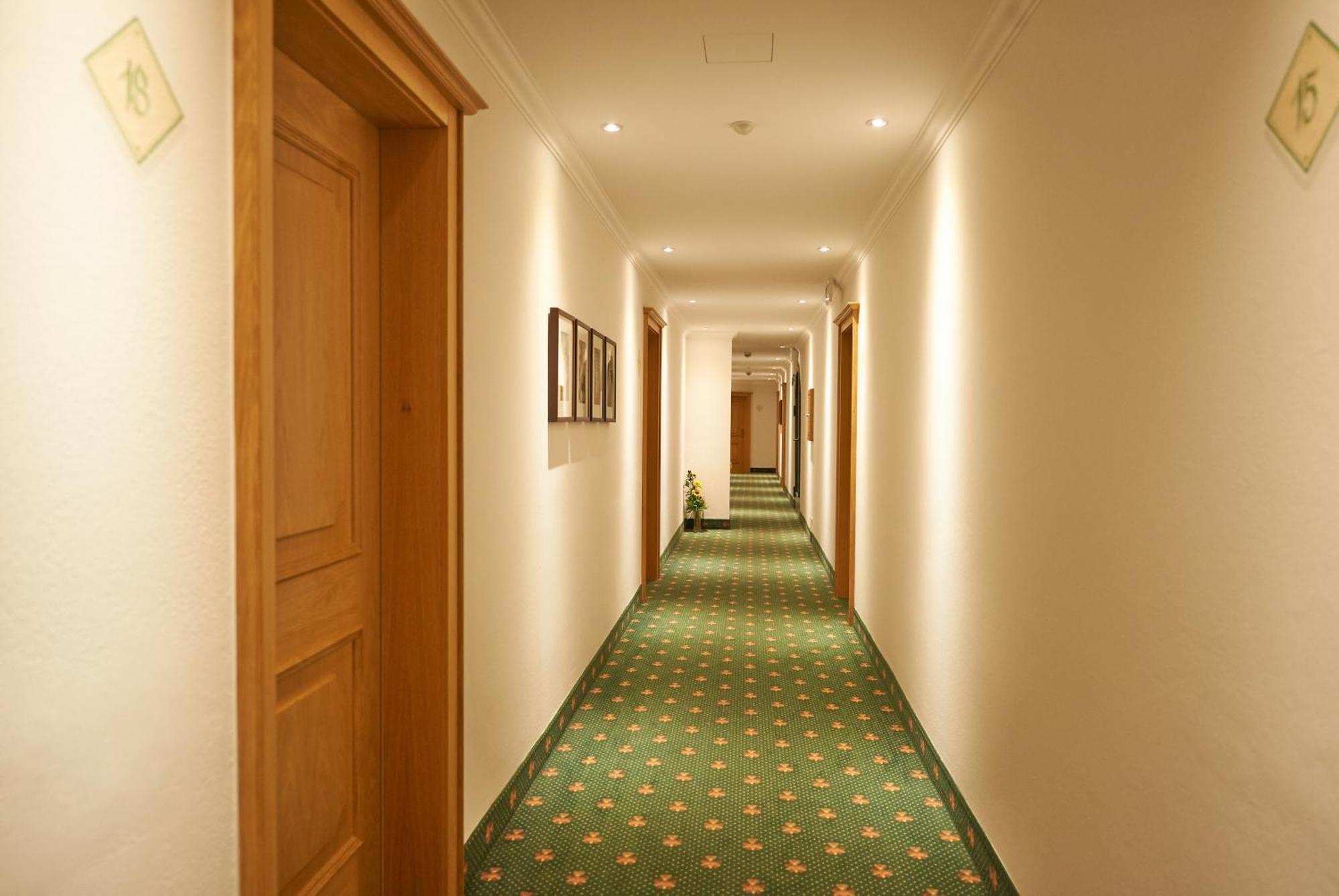 Hotel Waidmannsheil Флахау Екстер'єр фото